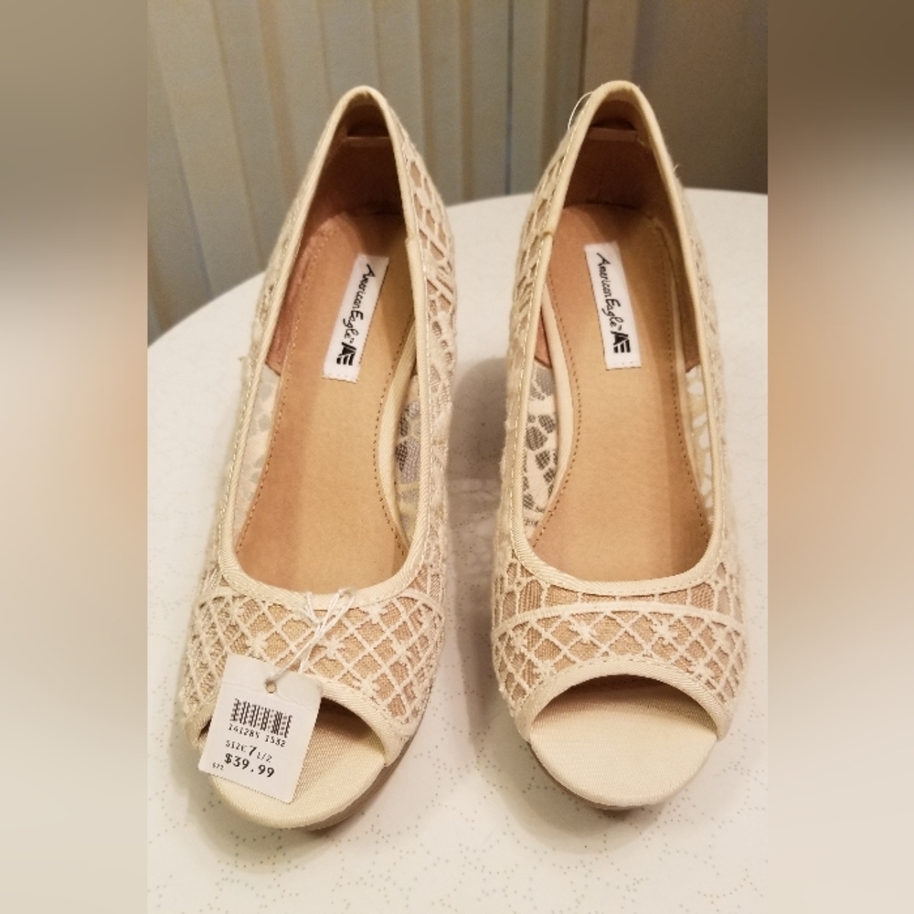 American  Eagle  wedges